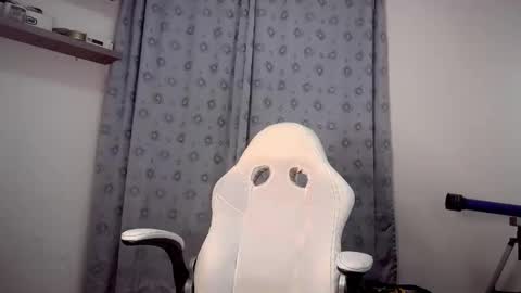 Snapshot of pedro_picapica chatting on 11.05.25 Pedro online show from 11.05.25