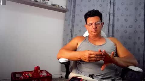 Snapshot of pedro_picapica chatting on 11.08.25 Pedro online show from 11.08.25