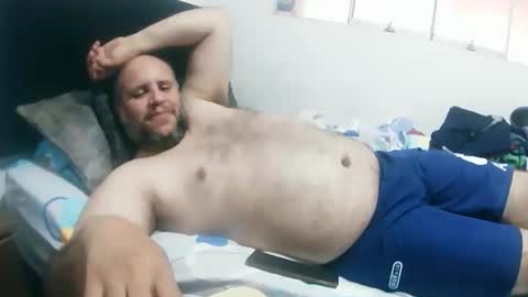 Snapshot of pedrofalfan chatting on 05.17.26 Pedro online show from 05.17.26