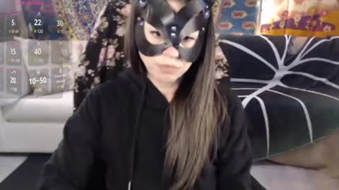 Snapshot of peekclimaxxx chatting on 01.23.25 NEXT CHILL SESH 1130 930pm -ish PEEK online show from 01.23.25