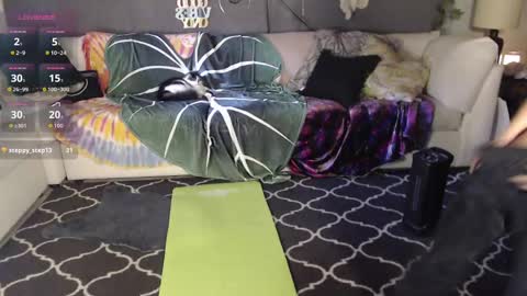 Snapshot of peekclimaxxx chatting on 11.04.25 NEXT CHILL SESH 1130 930pm -ish PEEK online show from 11.04.25