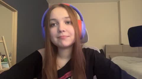 Luna Vale online show from 06.13.26