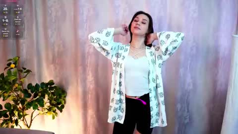 Snapshot of peggydewberry chatting on 02.11.26 Rose online show from 02.11.26