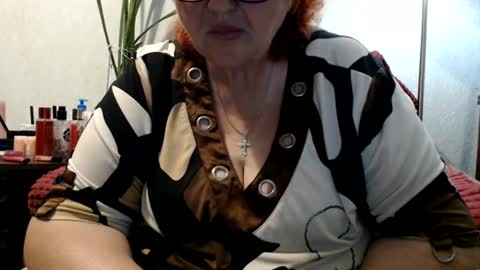 Snapshot of peggysoft chatting on 07.15.26 PeggySoft online show from 07.15.26