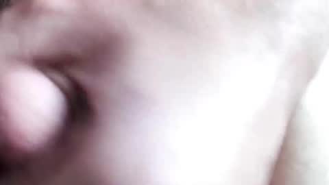 Snapshot of peiboluna chatting on 02.23.25 peiboluna online show from 02.23.25