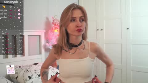 Snapshot of pekadark chatting on 03.08.25  HERES ALICE  WELCOME EVERYONE LOVENSE DOMI REACT TO YOUR TIPS LETS MAKE A GREAT SHOW TOGETHER  online show from 03.08.25