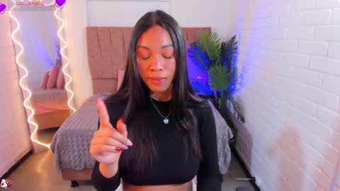 Snapshot of penelope_tay chatting on 12.19.24 penelope online show from 12.19.24