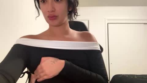 penelopeinwonderland online show from 11.12.25