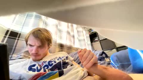 Penguin online show from 09.09.25