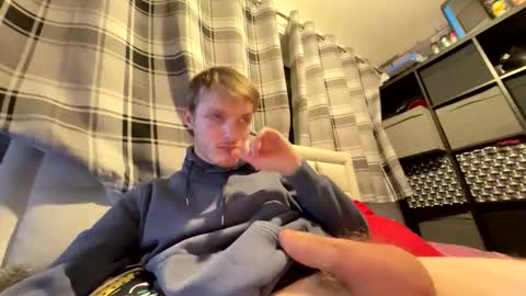 Penguin online show from 12.20.25