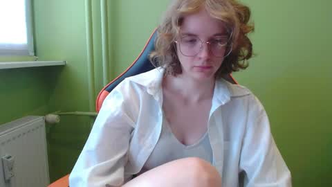 Snapshot of penny_lust chatting on 05.05.26 Penny online show from 05.05.26