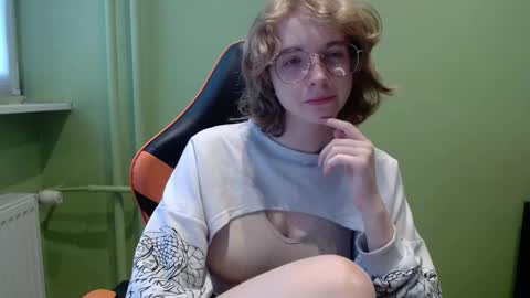 Snapshot of penny_lust chatting on 05.06.26 Penny online show from 05.06.26