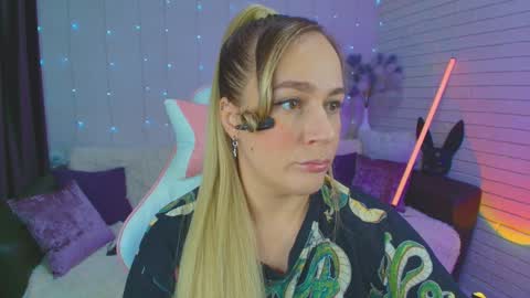 Dia  online show from 02.02.25