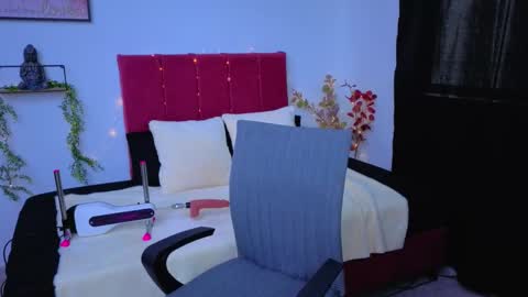 Snapshot of pequitasmedusa9 chatting on 09.26.25 pequitasmedusa9 online show from 09.26.25