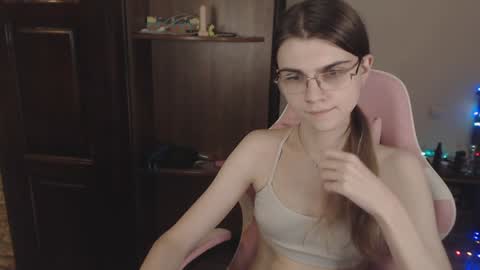 Farida online show from 01.06.25