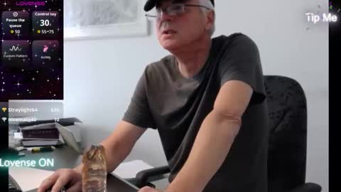 Mr Pondaro online show from 11.25.25