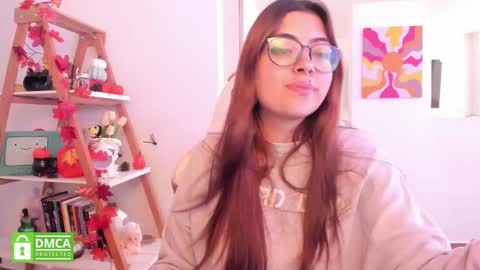 Sarah Ana Banana online show from 10.22.25