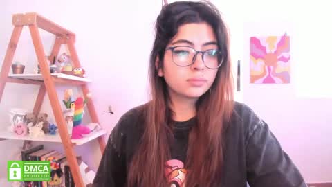 Sarah Ana Banana online show from 05.06.26