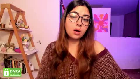 Sarah Ana Banana online show from 05.20.26