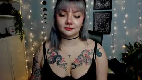 Gabbie online show from 11.19.25