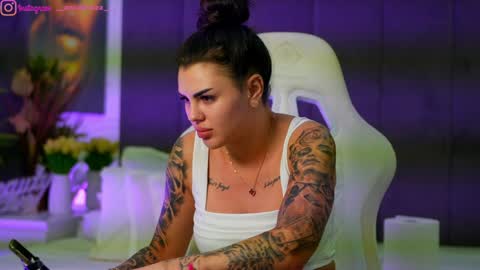 Snapshot of perfectt33n chatting on 11.25.25 Dee online show from 11.25.25