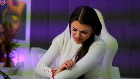 Snapshot of perfectt33n chatting on 11.28.25 Dee online show from 11.28.25