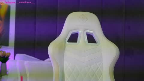 Snapshot of perfectt33n chatting on 12.15.25 Dee online show from 12.15.25