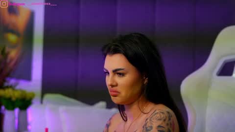 Dee online show from 12.19.25