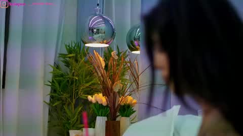 Dee online show from 04.20.26