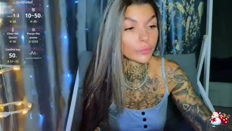 Snapshot of perfecttbaby77n chatting on 12.01.25 Anna online show from 12.01.25