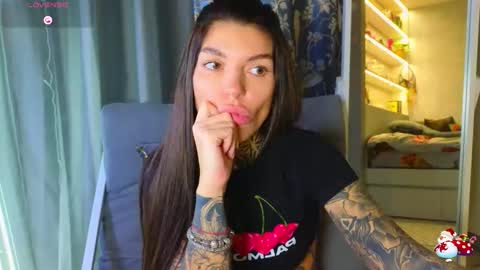 Anna online show from 02.23.26