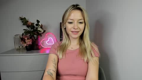 Snapshot of perfectxcindy chatting on 12.23.24 Cindy online show from 12.23.24