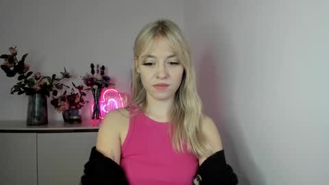 Snapshot of perfectxcindy chatting on 02.25.25 Cindy online show from 02.25.25