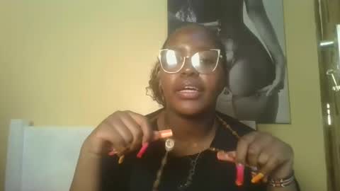 Snapshot of periwinkle20 chatting on 11.14.25 Taurus online show from 11.14.25