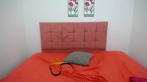 perla online show from 12.06.24