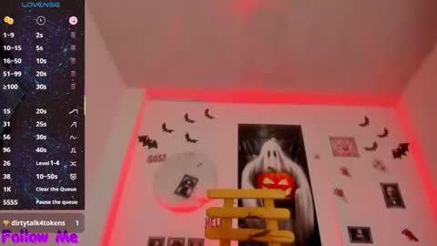 Perla online show from 10.24.25