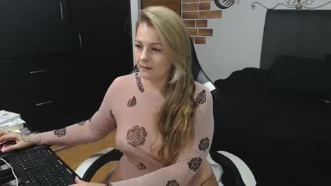 goloza online show from 11.21.25