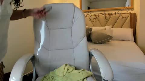 PerlaPreciosa online show from 03.22.26