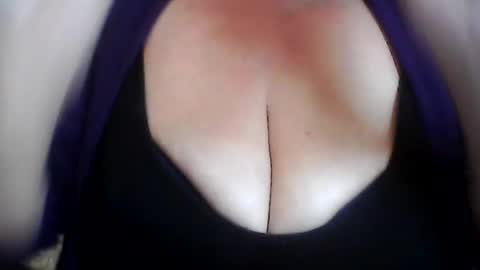 perlita070822 online show from 08.01.26