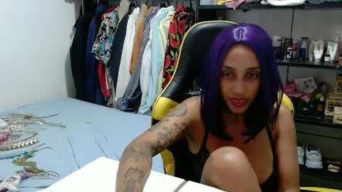 Black Pearl online show from 02.04.25