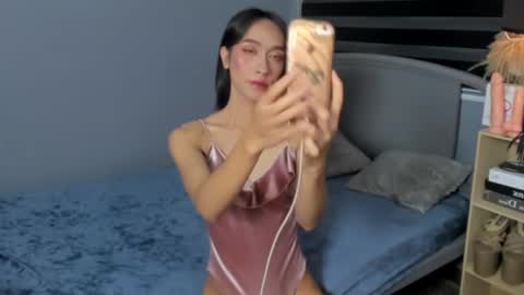 Snapshot of perryperezz chatting on 02.19.25 perryperezz online show from 02.19.25