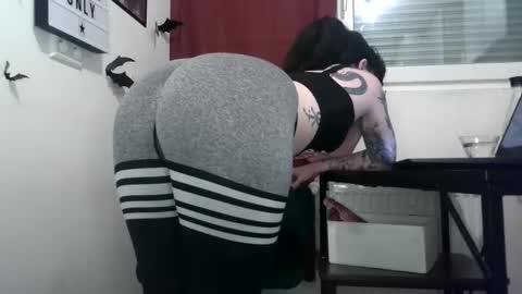 Persephone online show from 04.24.26