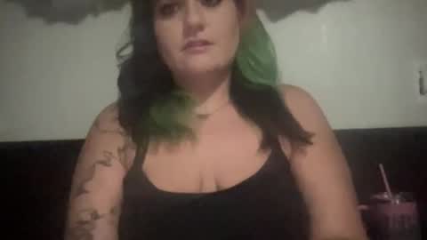 persianslut666 online show from 10.28.25