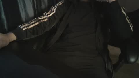 Snapshot of peruvianevil chatting on 12.31.24 Lalo x peruvianevil ig peruvianevil online show from 12.31.24