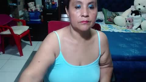 Snapshot of pervert_mommy_x chatting on 12.10.24 SAMY online show from 12.10.24