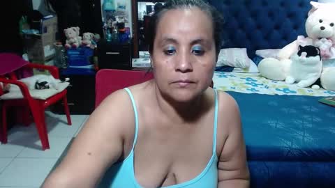 Snapshot of pervert_mommy_x chatting on 12.10.24 SAMY online show from 12.10.24