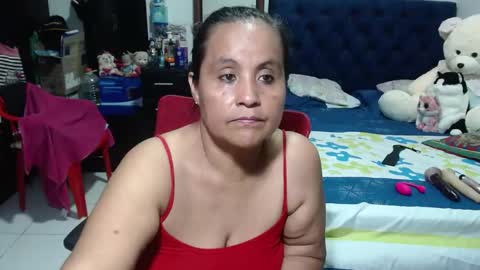 Snapshot of pervert_mommy_x chatting on 12.13.24 SAMY online show from 12.13.24