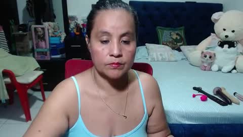 Snapshot of pervert_mommy_x chatting on 12.31.24 SAMY online show from 12.31.24