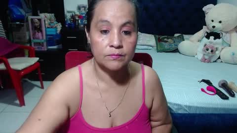 Snapshot of pervert_mommy_x chatting on 01.02.25 SAMY online show from 01.02.25