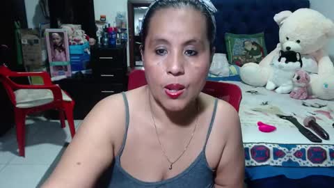 Snapshot of pervert_mommy_x chatting on 01.16.25 SAMY online show from 01.16.25